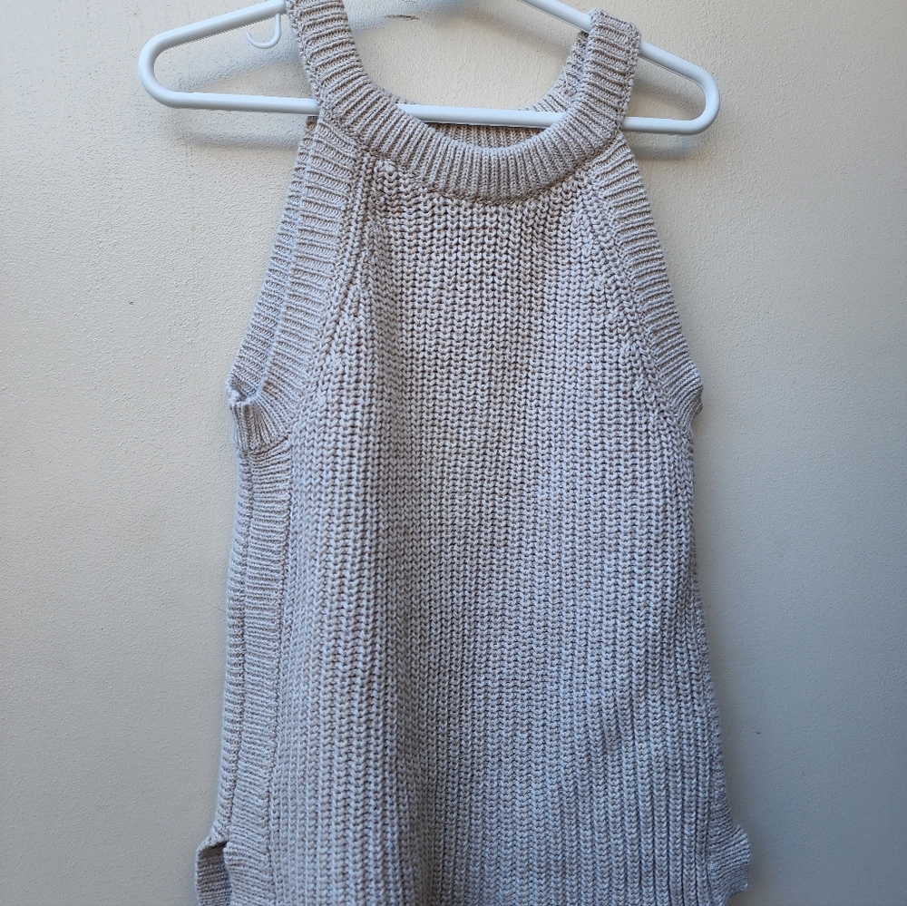 Sweater tank size 7-8